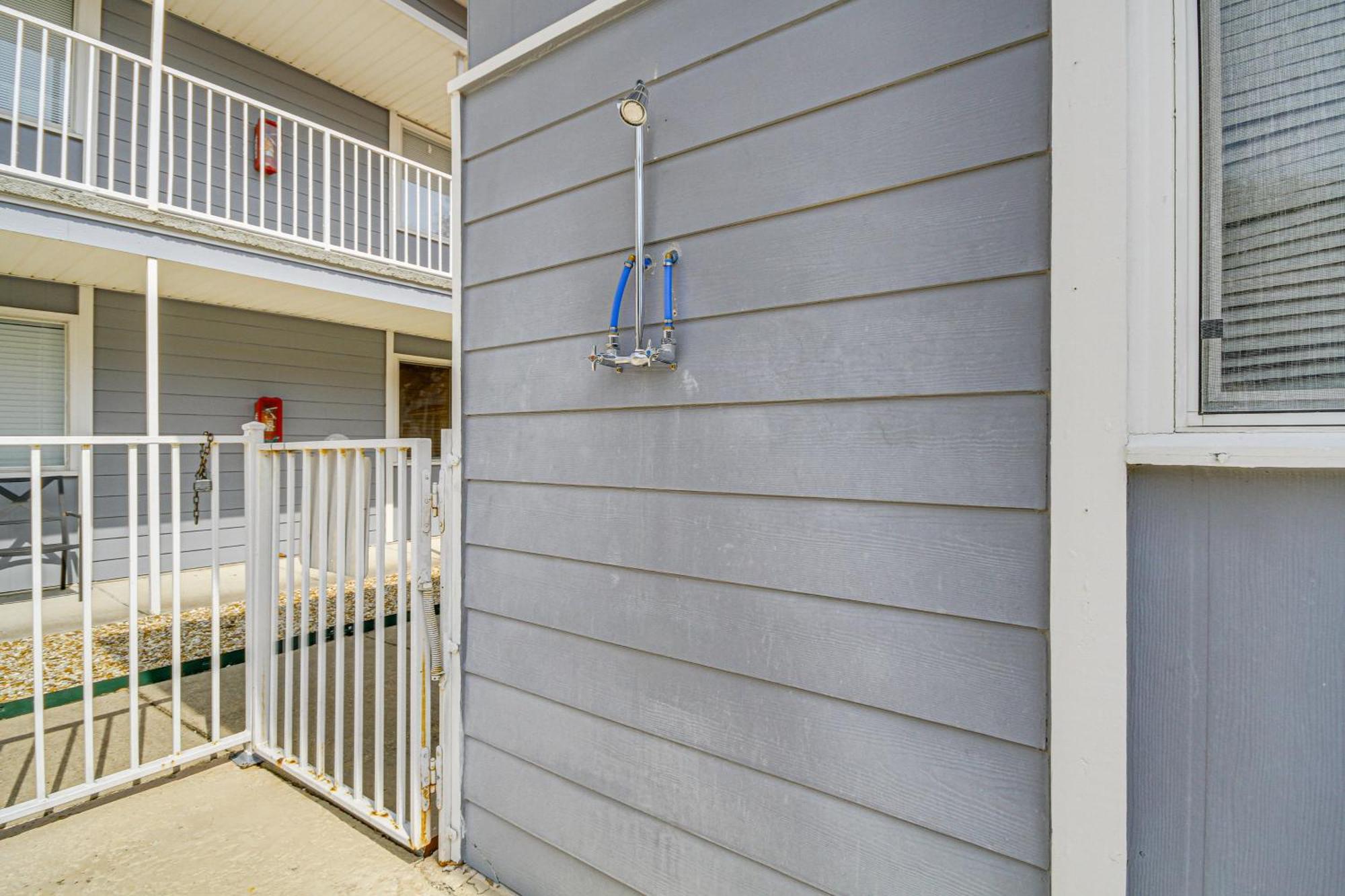 Airy Biloxi Condo With Patio Walk To Beach! Экстерьер фото