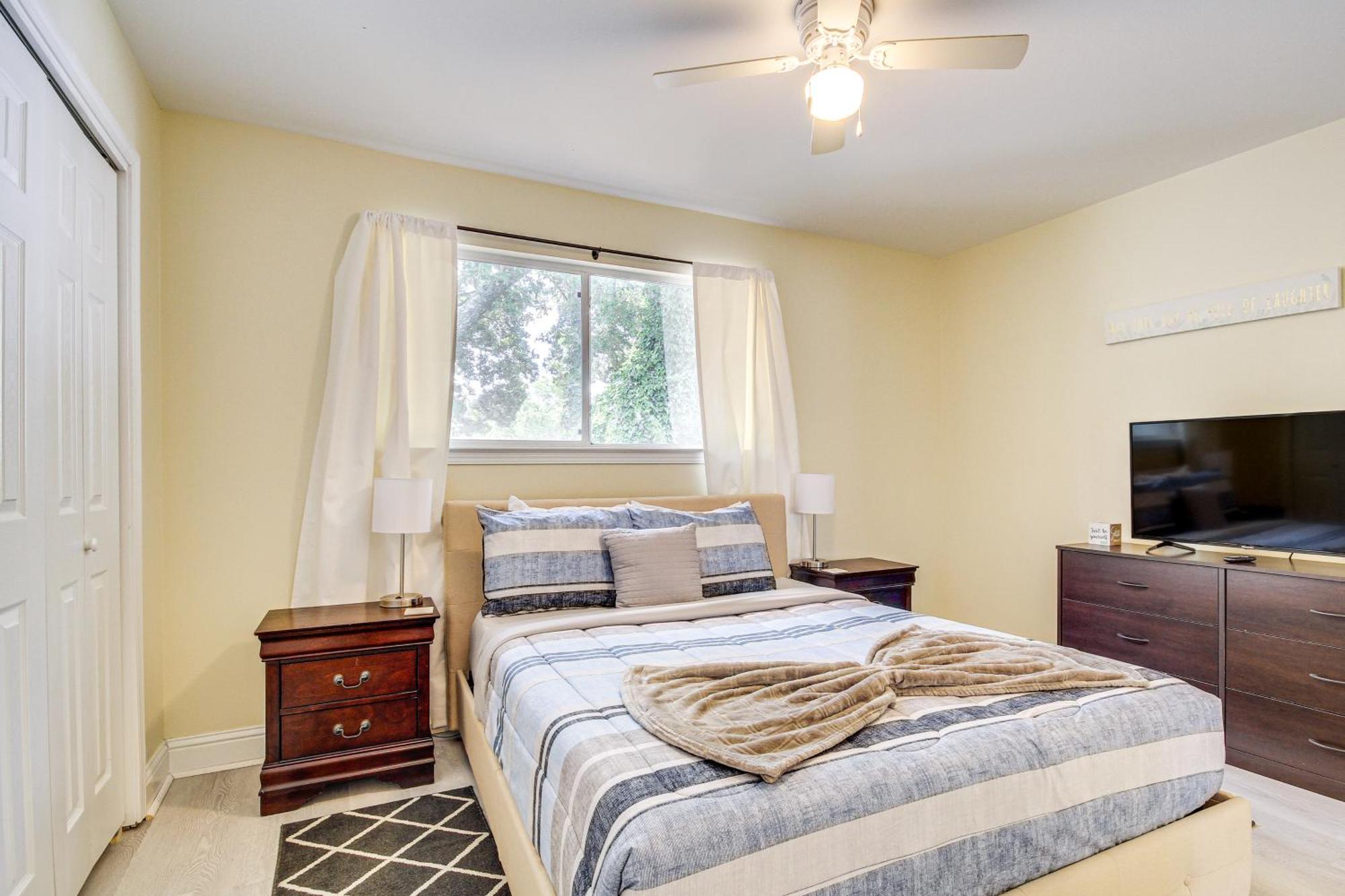 Airy Biloxi Condo With Patio Walk To Beach! Экстерьер фото